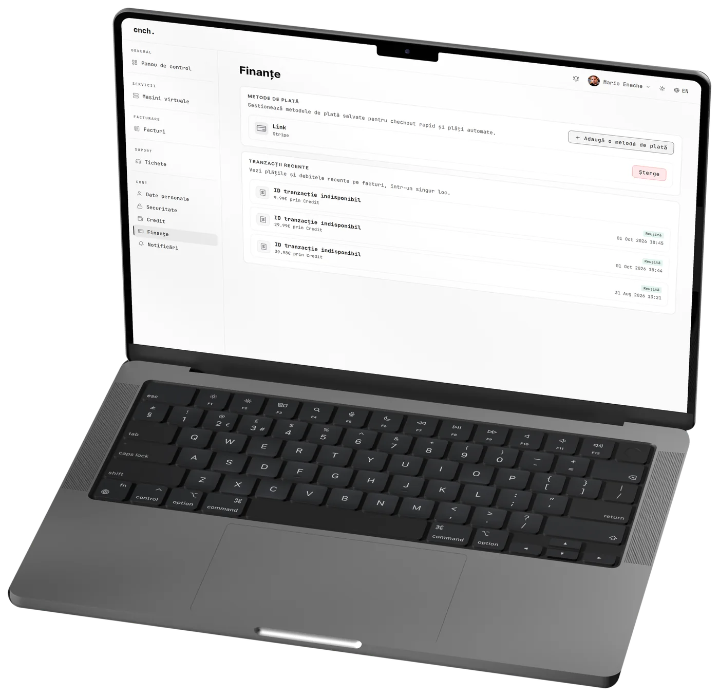 Portalul de clienți ench. pe un laptop: metodele de plată salvate și tranzacțiile recente